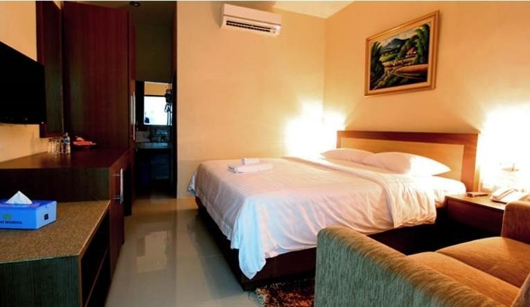 Hotel Marina امبون الغرفة الصورة