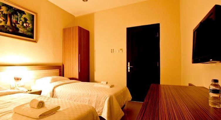Hotel Marina امبون الغرفة الصورة